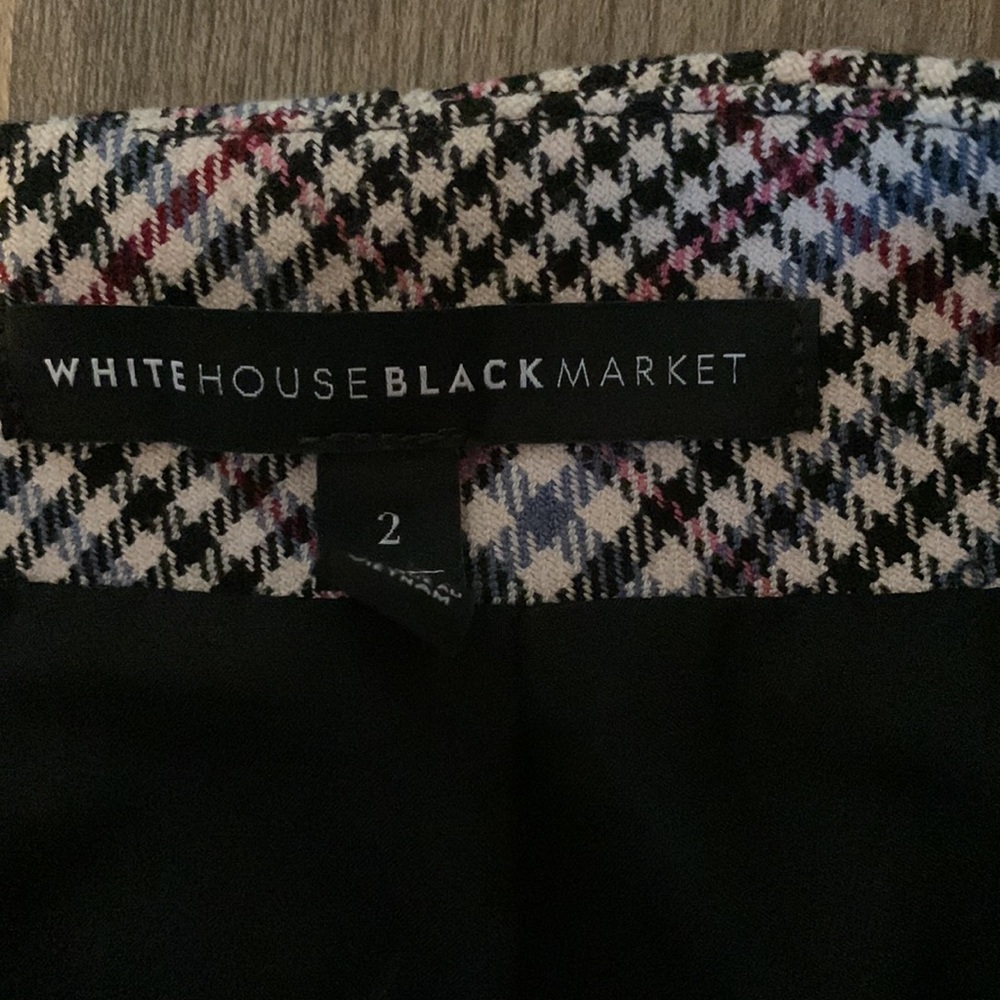 White House black market plaid mini. Never worn. Perfect condition - Picture 3 of 5